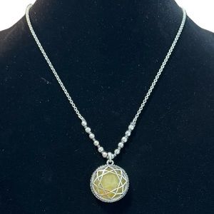 4/$40 Lucky Brand Star‎ Silver Tone and Green Pendant Necklace Woman's